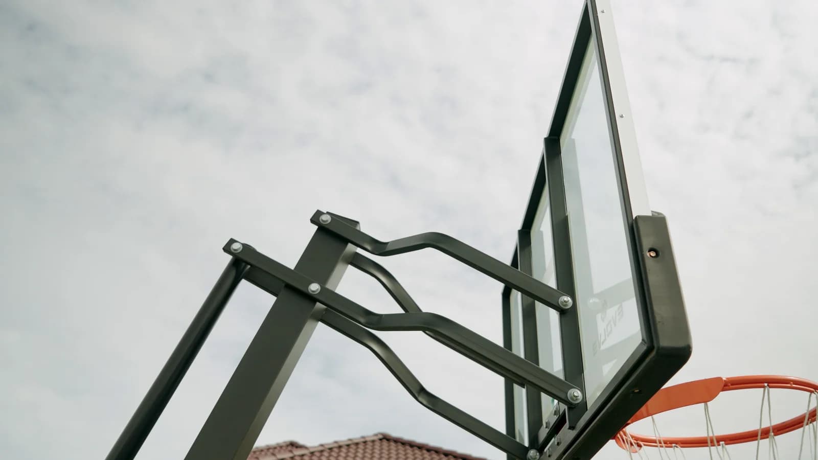 Basketball-stand-13-1